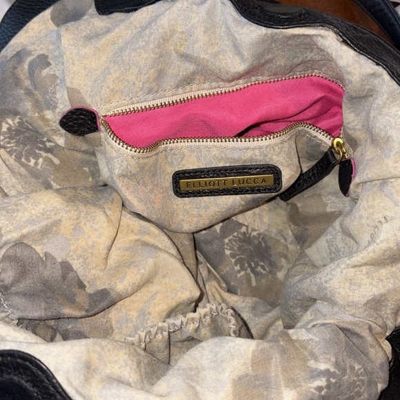 Elliott Lucca   Shoulder bag  pebbled leather Black   Brass HW  2 front pockets - Picture 16 of 17